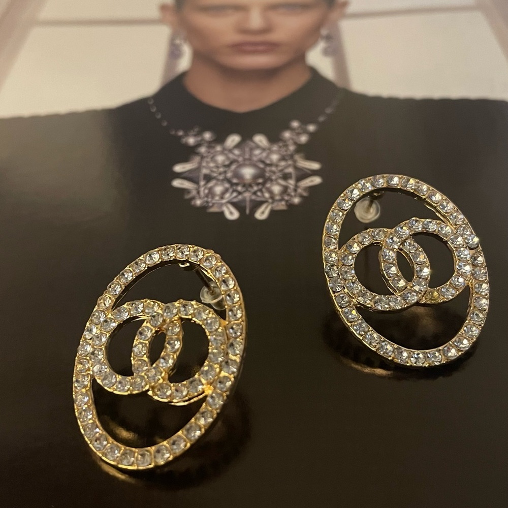 For Free! Stud earring